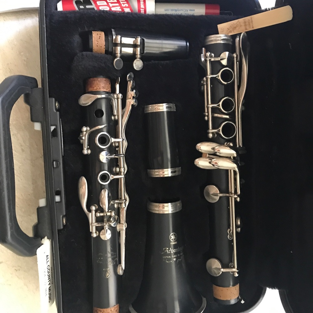 🌟YAMAHA CLARINET FOR SALE🌟 - Picture 2 of 3
